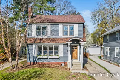 215 Glenhaven Avenue NW, Grand Rapids, MI 49504 - Photo 1