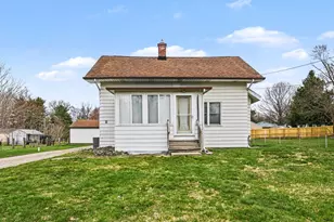 225 Owens St, Niles, MI 49120 - Photo 1