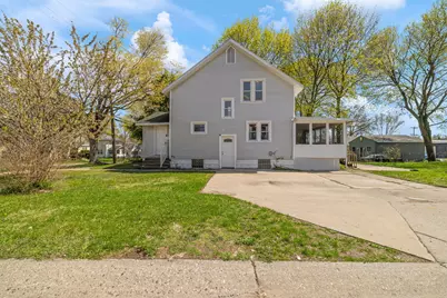 1000 Evergreen Street SE, Grand Rapids, MI 49507 - Photo 1