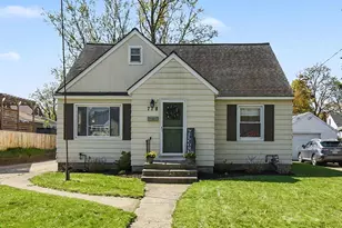 718 Colrain St SW, Wyoming, MI 49509 - Photo 1