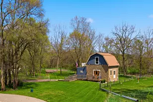915 S Clinton St, Stockbridge, MI 49285 - Photo 1