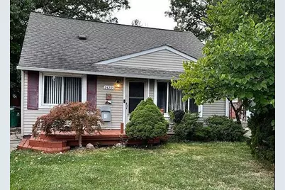 24235 Lexington Avenue, Eastpointe, MI 48021 - Photo 1