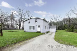 3450 Sheridan Dr, Muskegon, MI 49444 - Photo 1