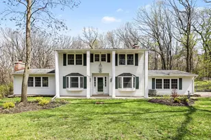 860 Sylvan Dr, Battle Creek, MI 49017 - Photo 1