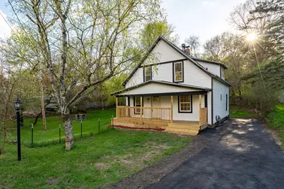 3527 Carlton Avenue NE, Grand Rapids, MI 49525 - Photo 1