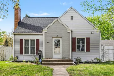 1528 Roseland Avenue, Kalamazoo, MI 49001 - Photo 1