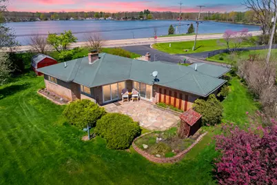 51545 Summit Street, Paw Paw, MI 49079 - Photo 1