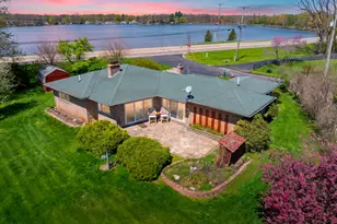51545 Summit St, Paw Paw, MI 49079 - Photo 1