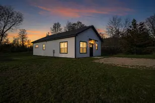 2084 W Fenwick Rd, Fenwick, MI 48834 - Photo 1