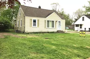 3228 Taft Ave SW, Wyoming, MI 49519 - Photo 1