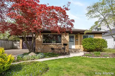 1553 Ridgewood Avenue SE, East Grand Rapids, MI 49506 - Photo 1