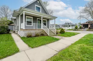 602 Howard Ave, Saint Joseph, MI 49085 - Photo 1