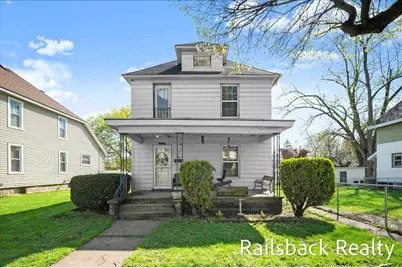 1560 Hamilton Avenue NW, Grand Rapids, MI 49504 - Photo 1