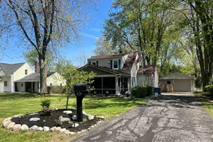 824 S Union St, Tecumseh, MI 49286 - Photo 1