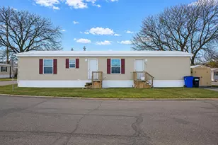 1906 Hawk Dr, Kalamazoo, MI 49008 - Photo 1