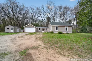 1093 E Giles Rd, Muskegon, MI 49445 - Photo 1