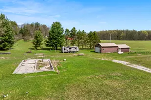 167 N Pioneer Rd, Beulah, MI 49617 - Photo 1