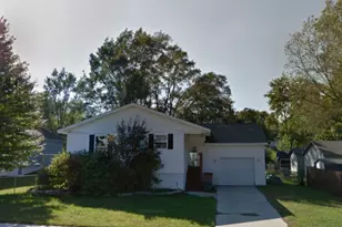 805 N Walnut St, Greenville, MI 48838 - Photo 1