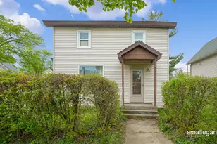 207 N Queen St, Nashville, MI 49073 - Photo 1