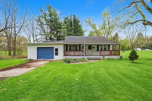 4922 W Paradise Rd, Battle Creek, MI 49015 - Photo 1