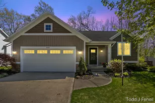 2631 Stockwood Dr NE, Grand Rapids, MI 49505 - Photo 1