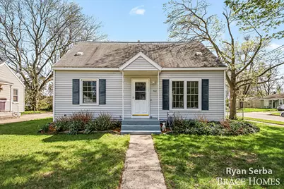 960 35th Street SW, Wyoming, MI 49509 - Photo 1