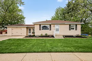 7041 28th Ave, Hudsonville, MI 49426 - Photo 1