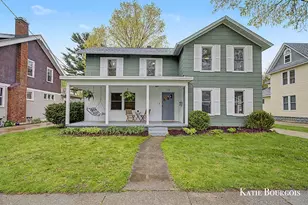132 N Monroe St, Rockford, MI 49341 - Photo 1