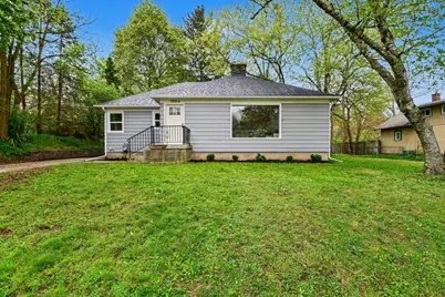 1064 Eastern Avenue NE, Grand Rapids, MI 49503 - Photo 1