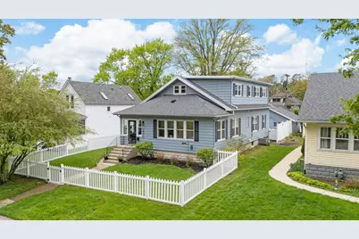 2010 Forres Avenue, Saint Joseph, MI 49085 - Photo 1