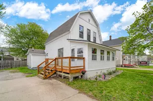 81 Hillsdale St, Hillsdale, MI 49242 - Photo 1