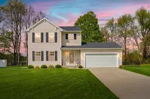 5211 Lk Pines Ct, Vicksburg, MI 49097 - Photo 1