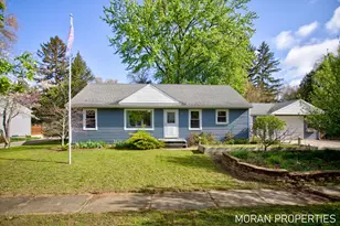 147 Brownell St SE, Grand Rapids, MI 49548 - Photo 1