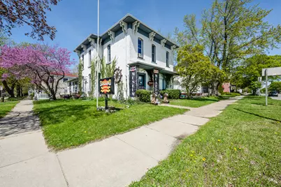 922 Main Street, Saint Joseph, MI 49085 - Photo 1
