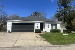 458 Melody Ln, Muskegon, MI 49445 - Photo 1
