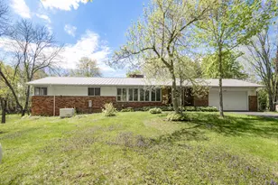 220 26th St, Allegan, MI 49010 - Photo 1