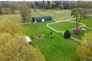 1155 S Bainbridge Center Rd, Benton Harbor, MI 49022 - Photo 3