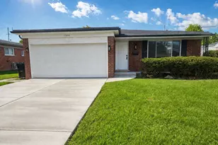13070 Picadilly Dr, Sterling Heights, MI 48312 - Photo 1