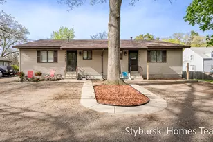 15223 Krueger St, Spring Lake, MI 49456 - Photo 1