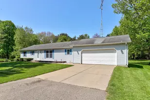 52300 Co Rd 687, Hartford, MI 49057 - Photo 1