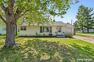 527 W Ellis St, Belding, MI 48809 - Photo 1