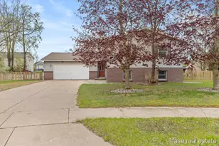 320 Maizie Ln, Sparta, MI 49345 - Photo 1