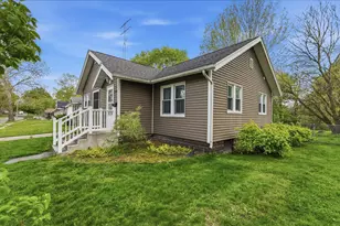 816 Burns St, Niles, MI 49120 - Photo 1