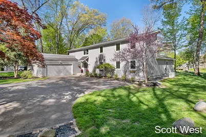 2909 Cascade Springs Drive SE, Grand Rapids, MI 49546 - Photo 1