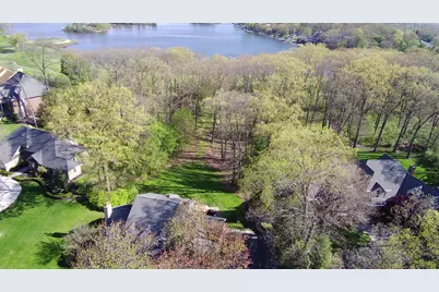 4619 Oak Pointe Drive, Brighton, MI 48116 - Photo 1
