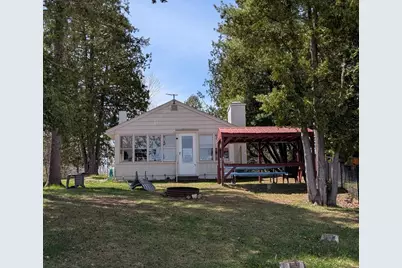 8791 S Old State Avenue, Farwell, MI 48622 - Photo 1