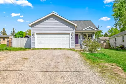 70 Superior Street, Hillsdale, MI 49242 - Photo 1
