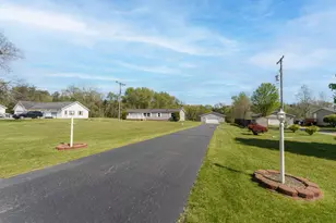 10175 E R Ave E, Scotts, MI 49088 - Photo 1