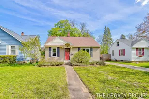 193 E 26th St, Holland, MI 49423 - Photo 1