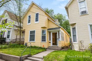 943 Prospect Ave NE, Grand Rapids, MI 49503 - Photo 1